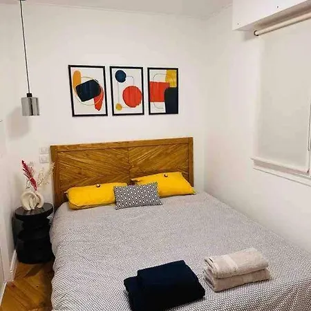 Apartament : Le Charme Du Canal St Martin