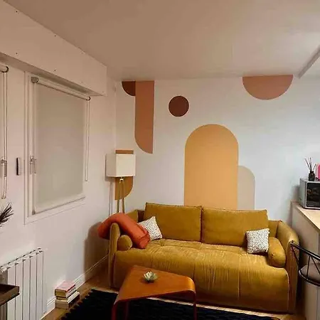 Apartament : Le Charme Du Canal St Martin Paryż