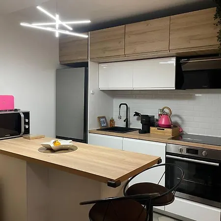Apartament : Le Charme Du Canal St Martin
